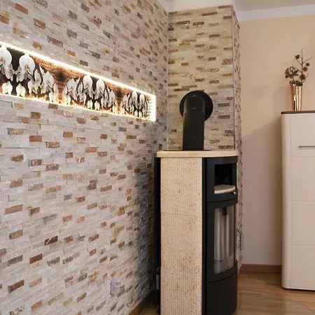 B12 Deluxe Apartment *